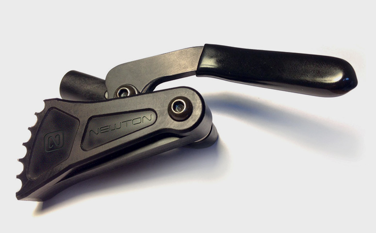 NEWTON GRADE AID WHEEL LOCK